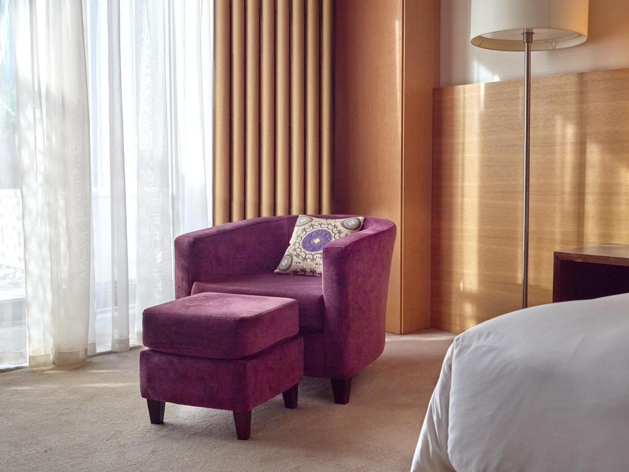 Club Deluxe King Room,1731486546:JPEG